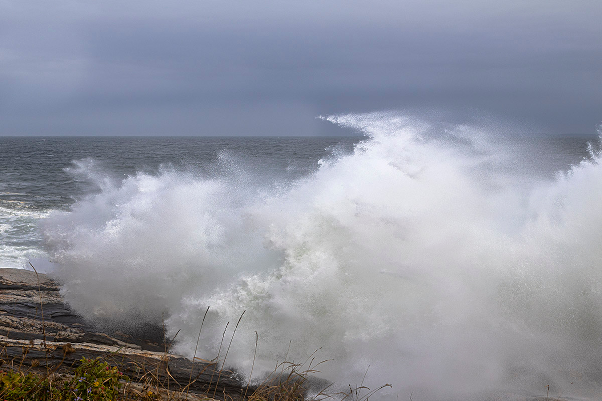 An incoming storm was building some very impressive surf next to the Pemaquid Lighthouse. [C72R2170]