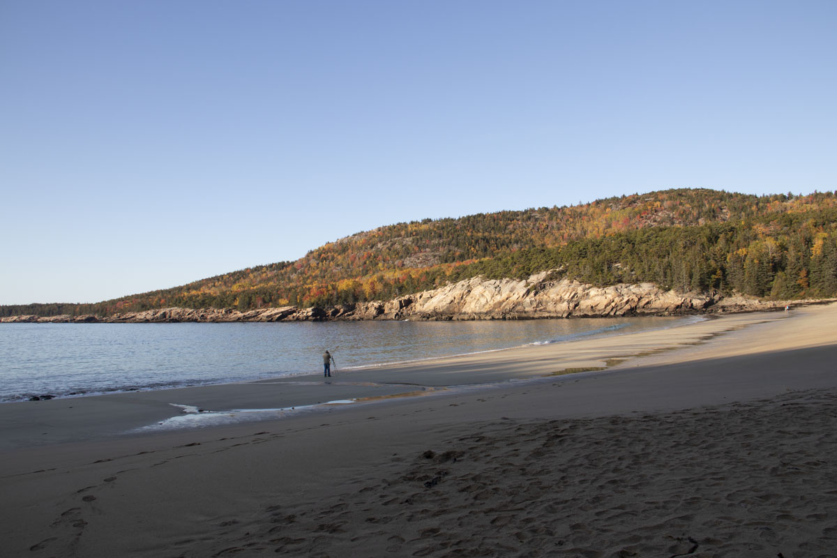 Sand Beach is empty on a cool October day. Parking lot: N44.330198; W68.183998 [K10T6433]